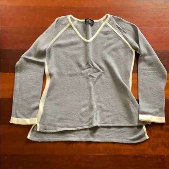 Claudia Nicole Sweaters - Cashmere sweater